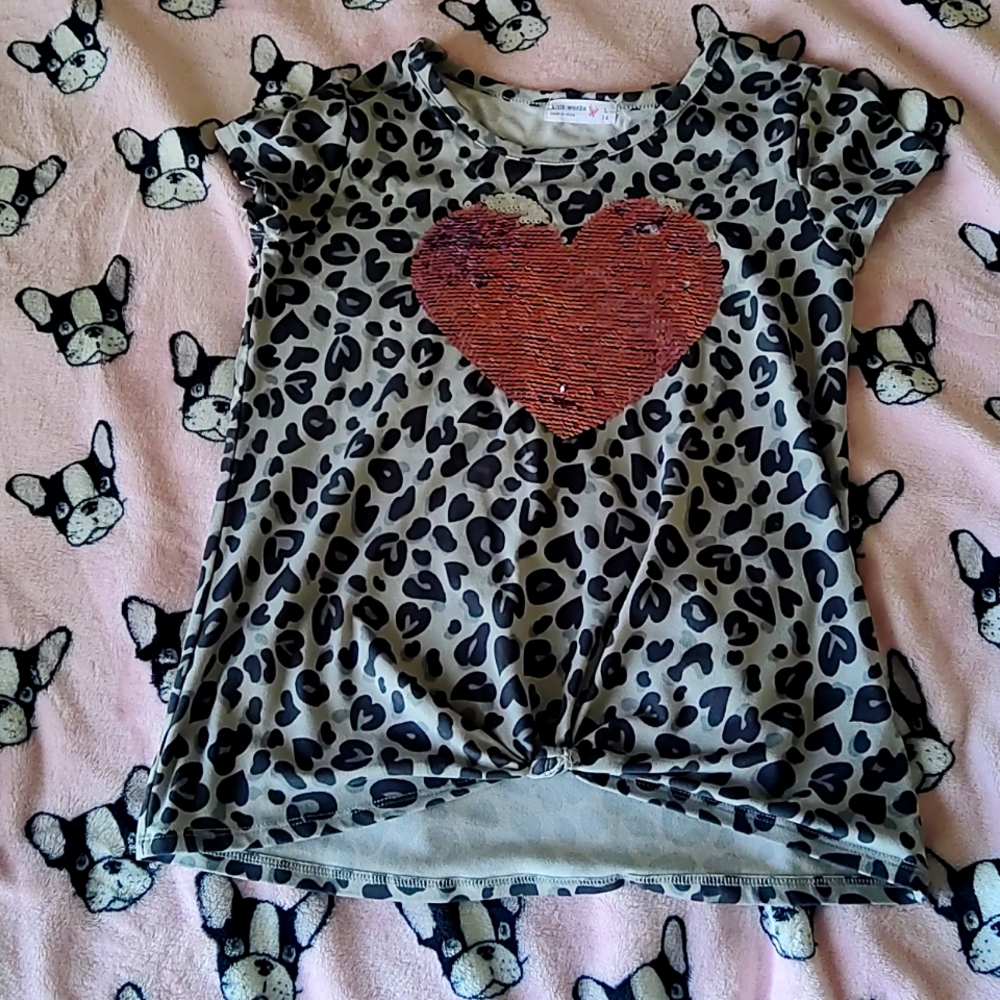 Short sleeve sequins shirt!